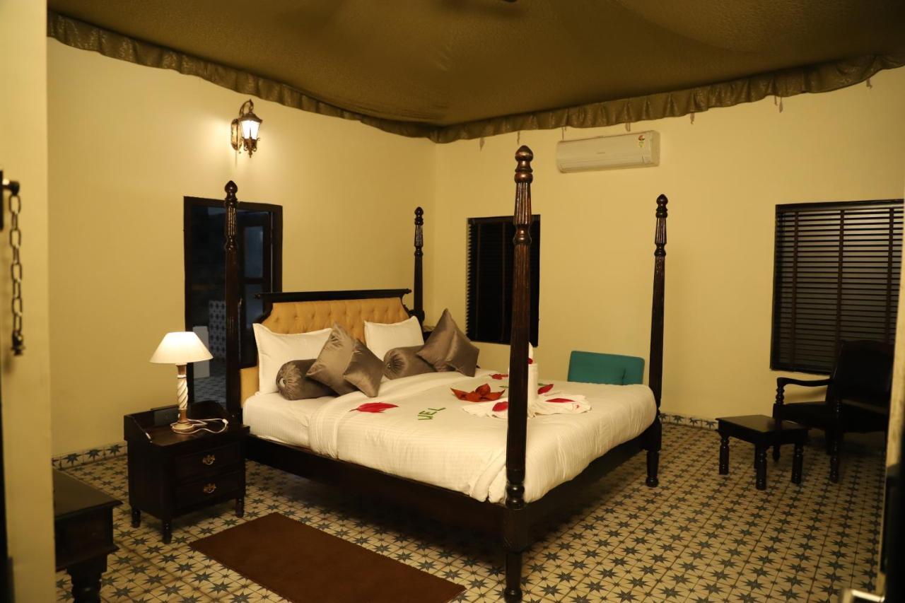 Hotel The Pench International Khawāsa Exterior foto