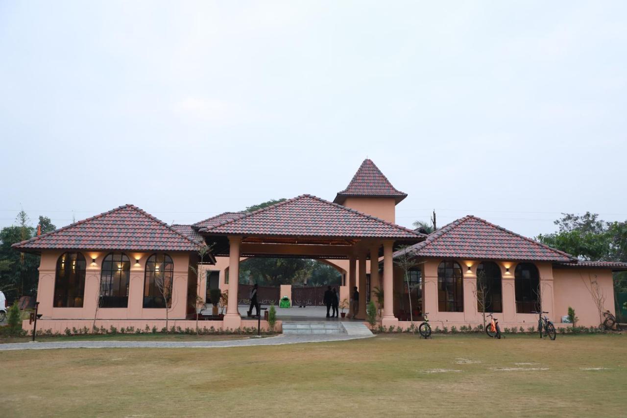 Hotel The Pench International Khawāsa Exterior foto