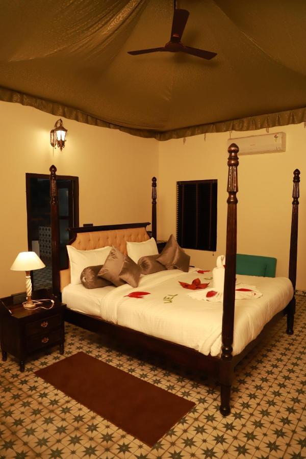 Hotel The Pench International Khawāsa Exterior foto